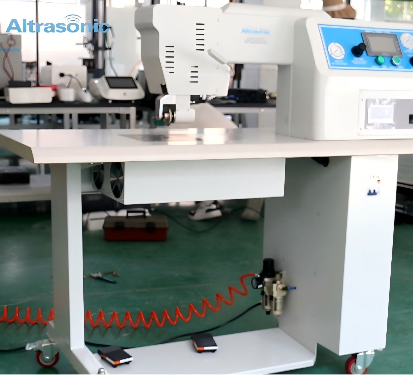 Ultrasonic Sewing Machine for  PU sealing and cutting